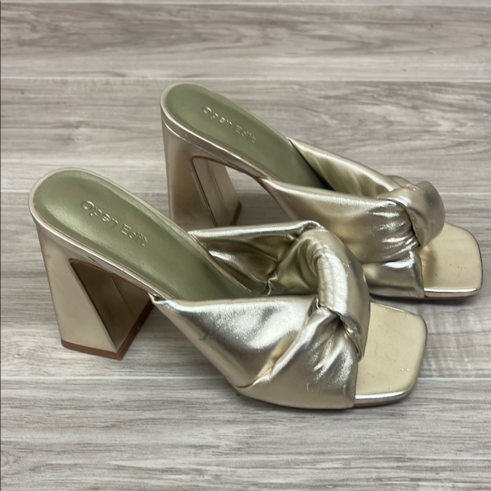 Gold Mules with Twisted Design